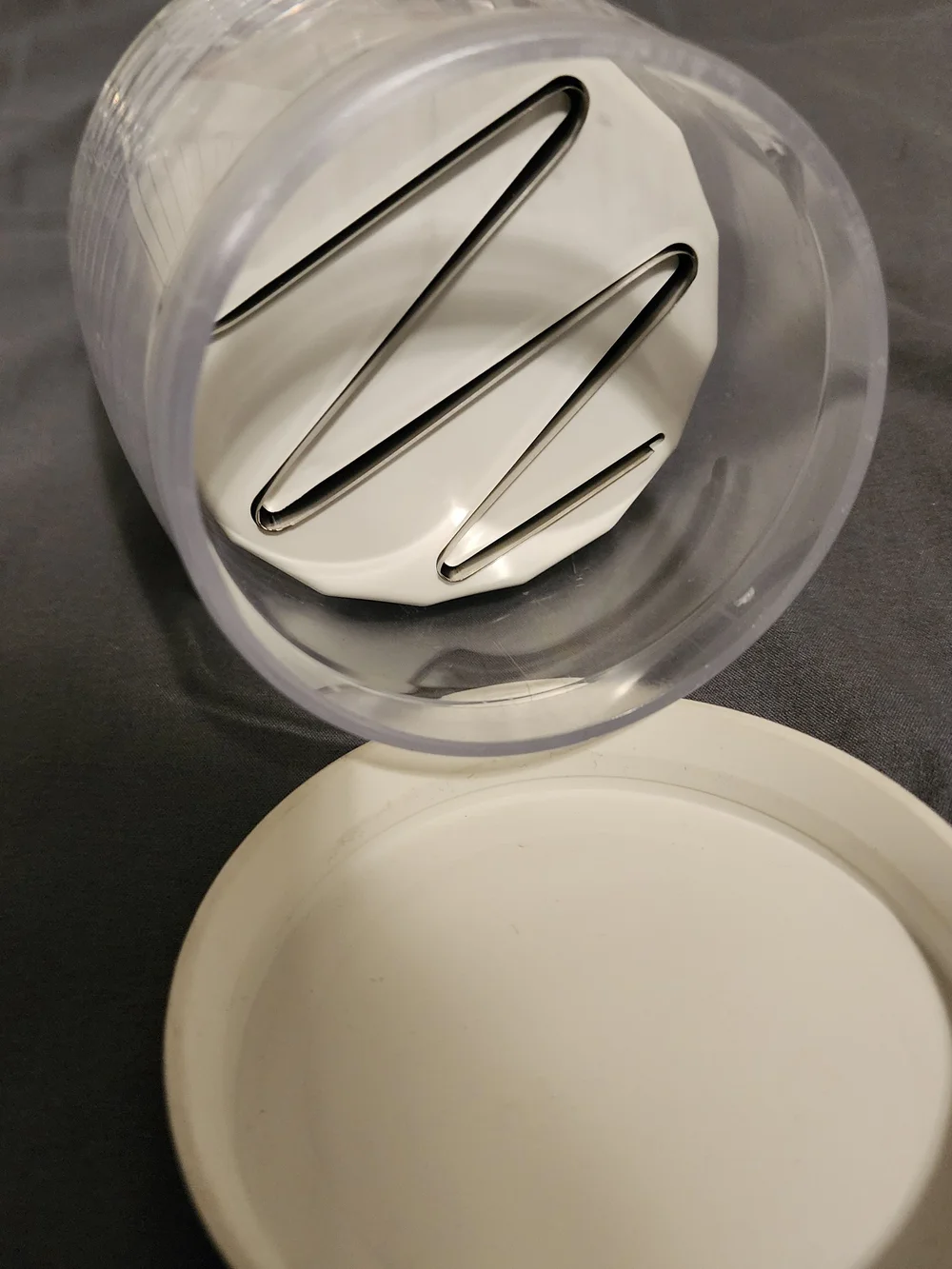 Pampered Chef Manual Food Chopper - White & Gray